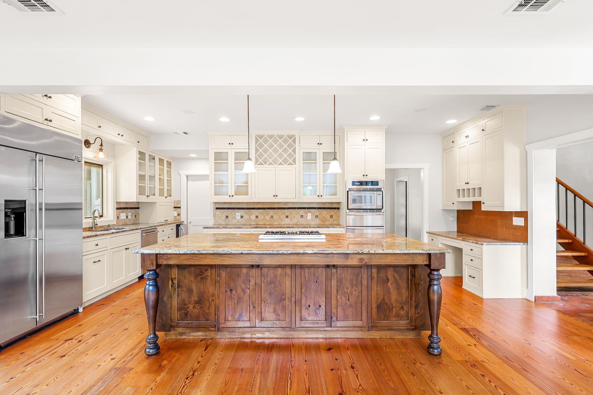 4306 Bennedict Lane Austin TX 78746