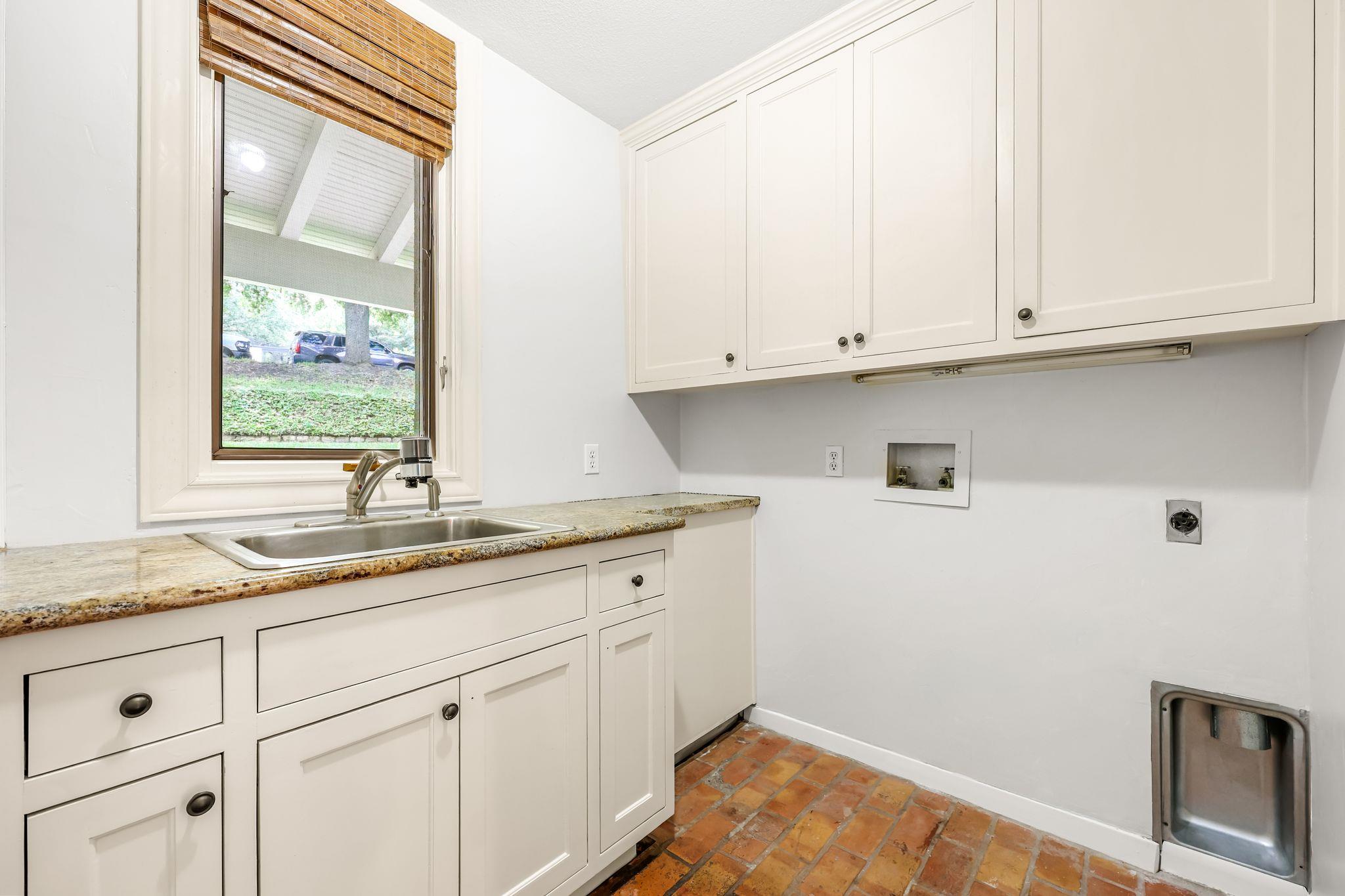 4306 Bennedict Lane Austin TX 78746