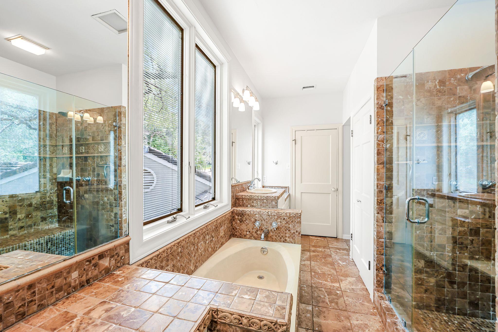 4306 Bennedict Lane Austin TX 78746