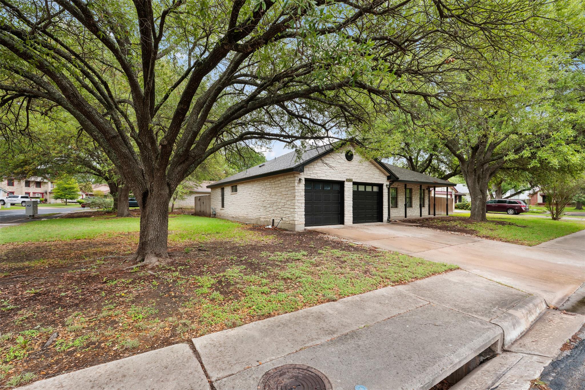 2306 Alimony Cove Austin TX 78727