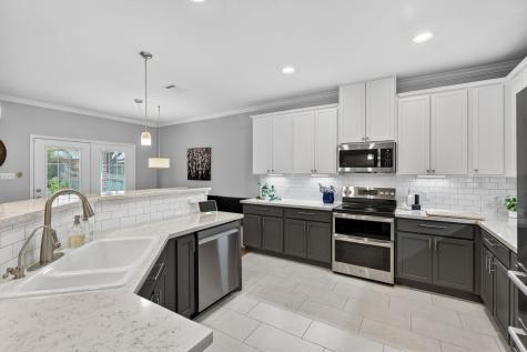 408 Kissing Oak Drive Austin TX 78748