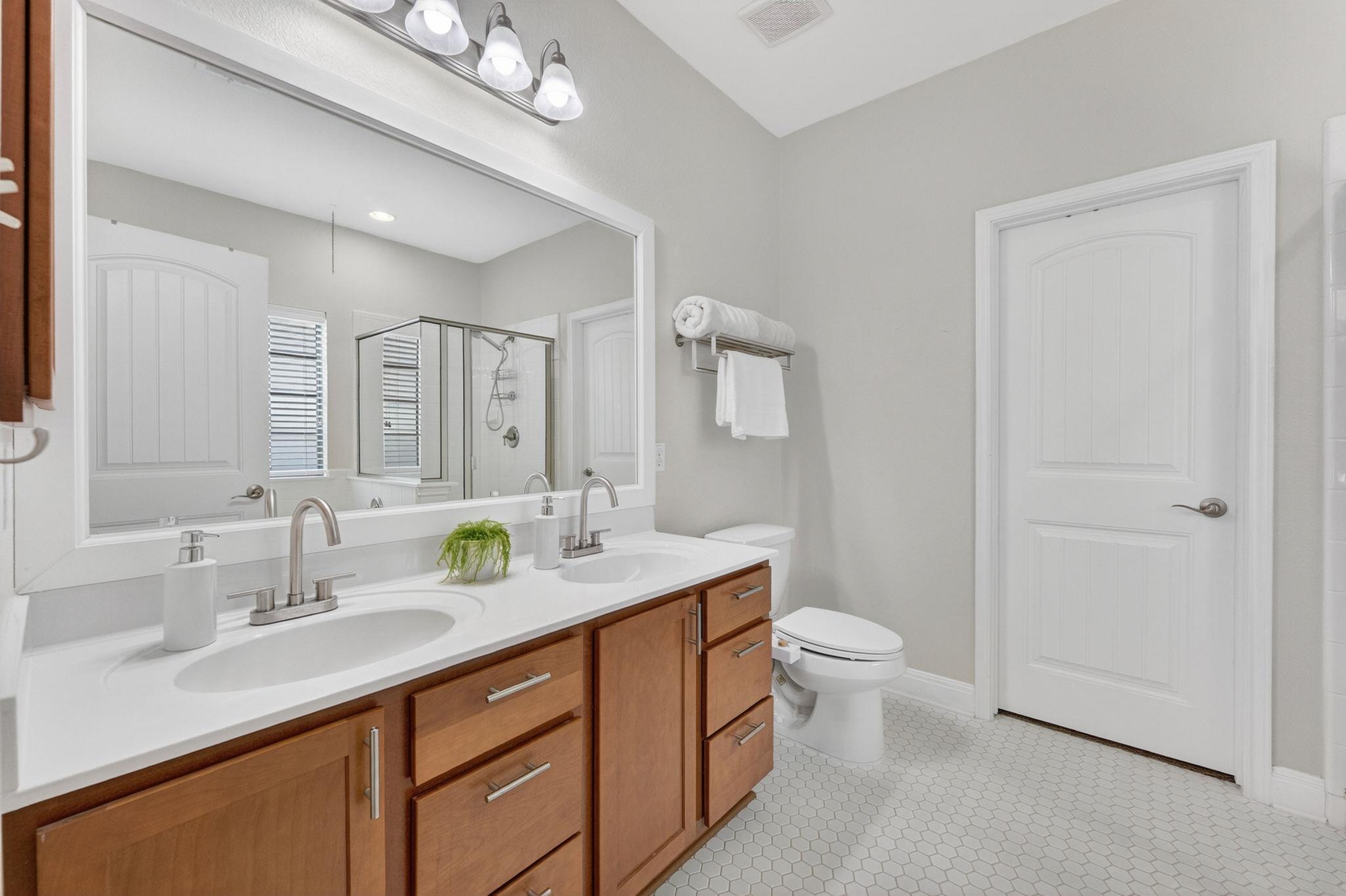 408 Kissing Oak Drive Austin TX 78748