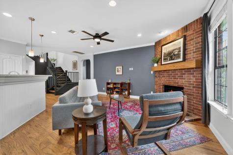 408 Kissing Oak Drive Austin TX 78748