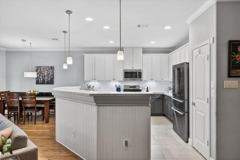 408 Kissing Oak Drive Austin TX 78748