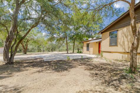 4459 Pettytown Road Dale TX 78616