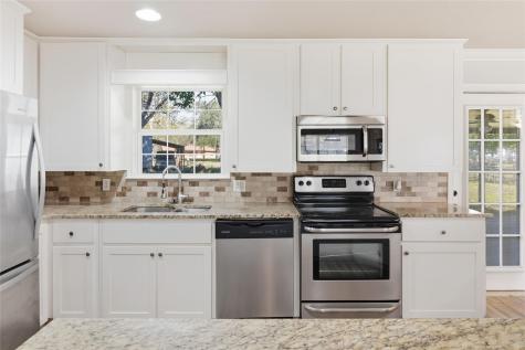 163 Lakeside Drive Seguin TX 78155