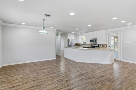 163 Lakeside Drive Seguin TX 78155