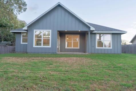 129 Callie Street Smithville TX 78957