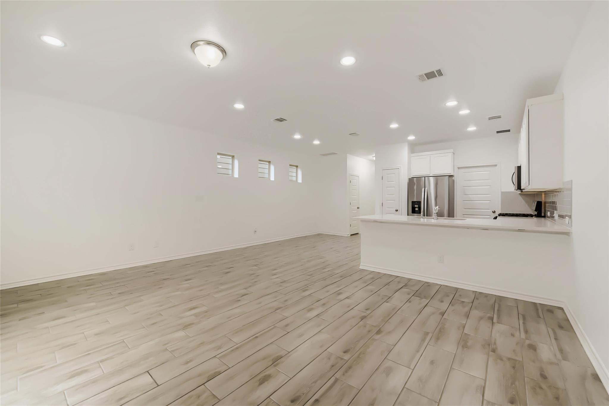 1728 Artesian Springs Crossing Leander TX 78641