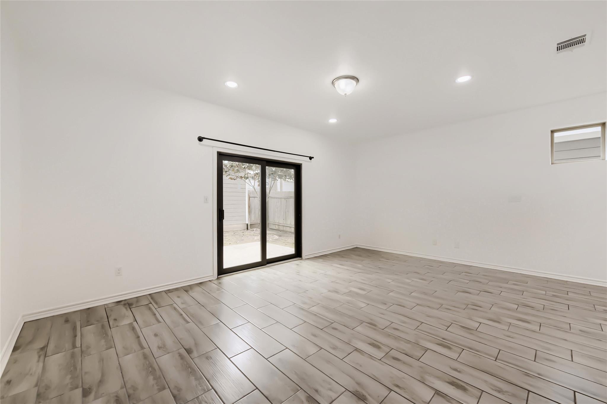 1728 Artesian Springs Crossing Leander TX 78641
