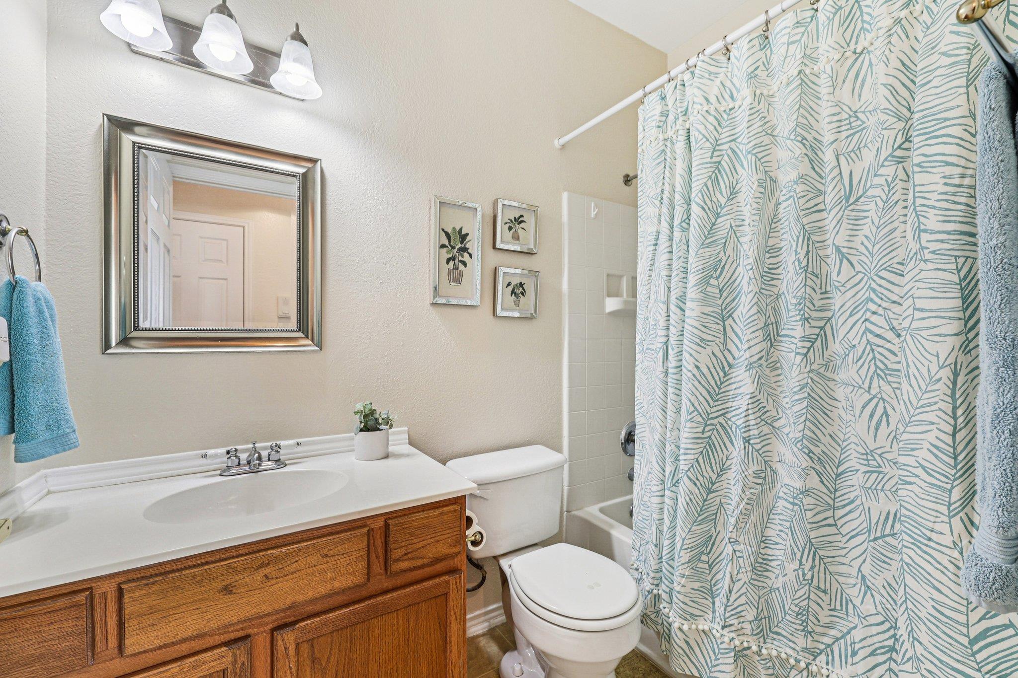 323 Crockett Loop Georgetown TX 78633