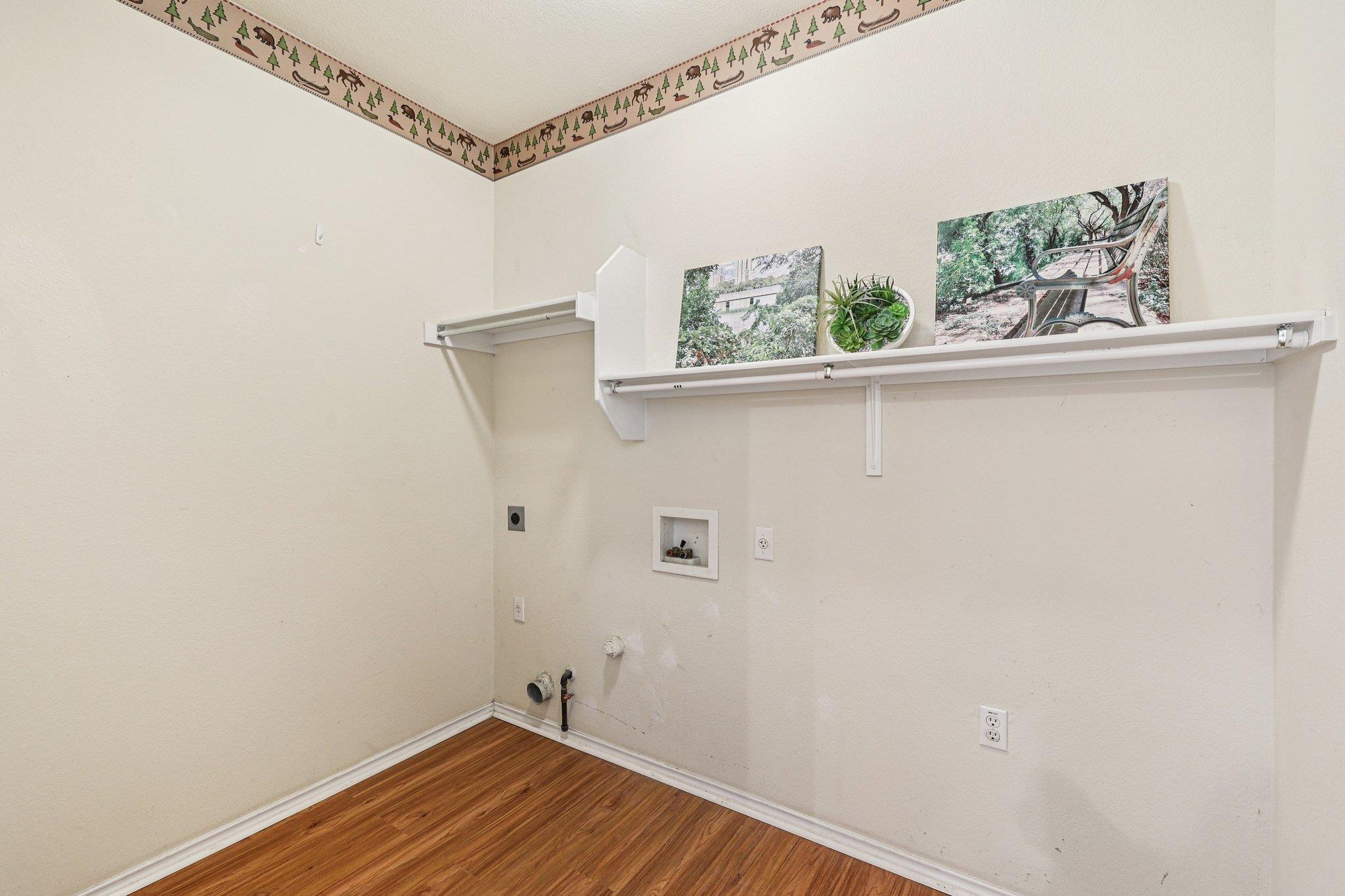 323 Crockett Loop Georgetown TX 78633