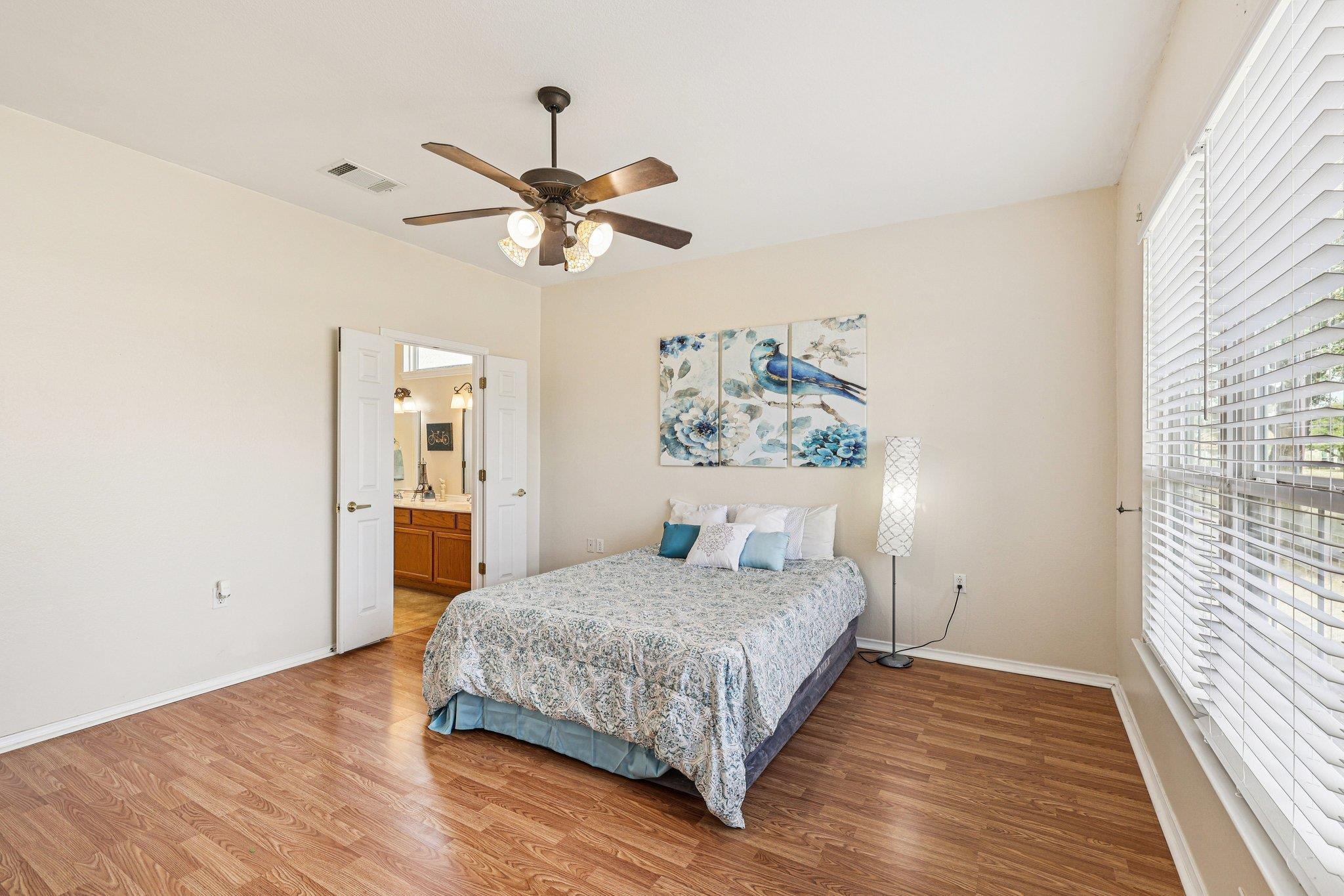 323 Crockett Loop Georgetown TX 78633