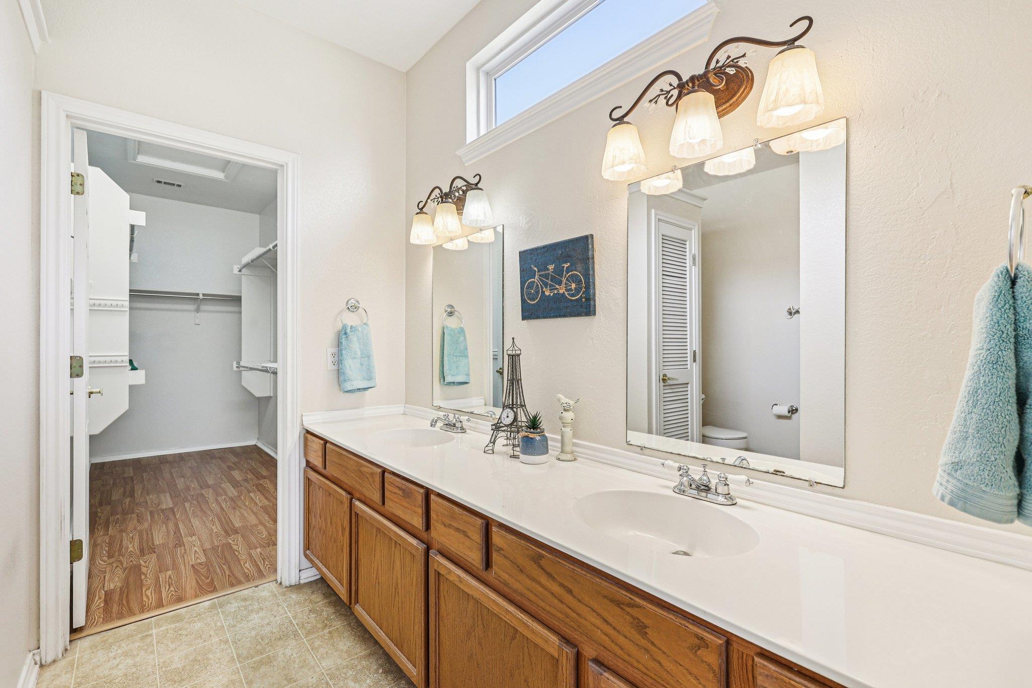 323 Crockett Loop Georgetown TX 78633