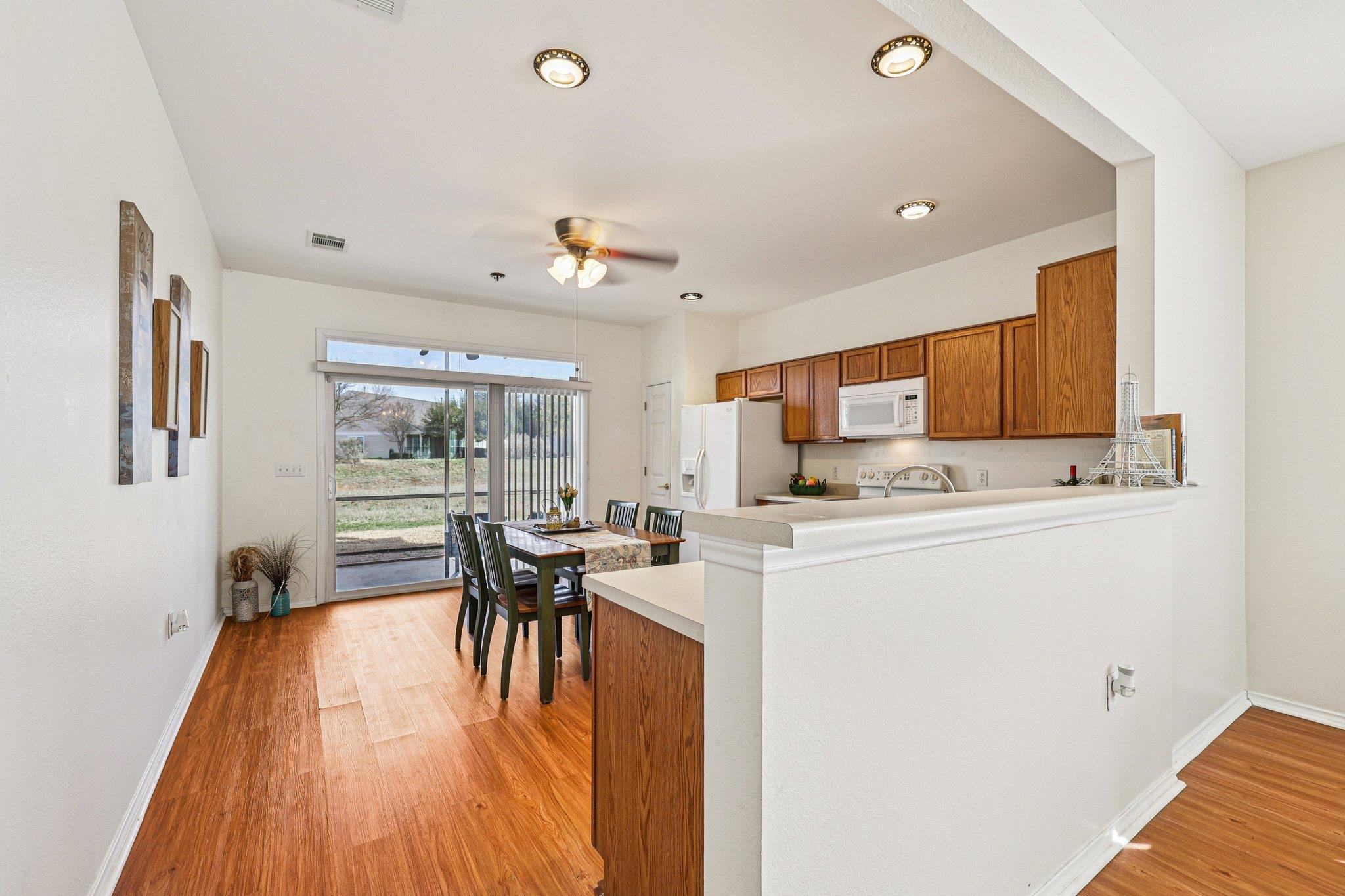 323 Crockett Loop Georgetown TX 78633