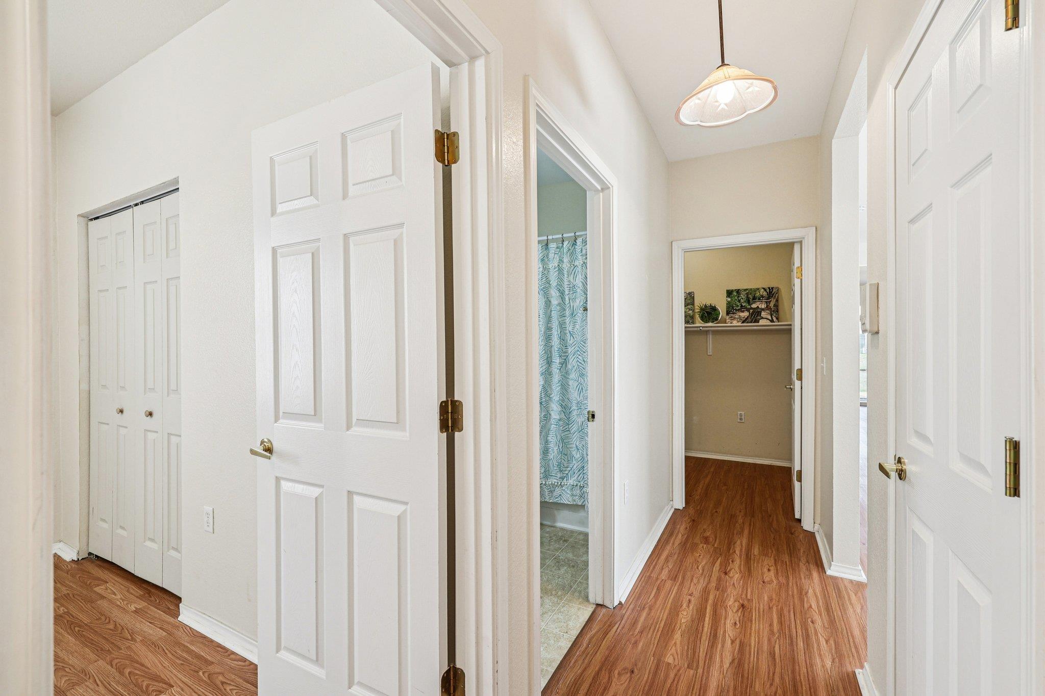 323 Crockett Loop Georgetown TX 78633