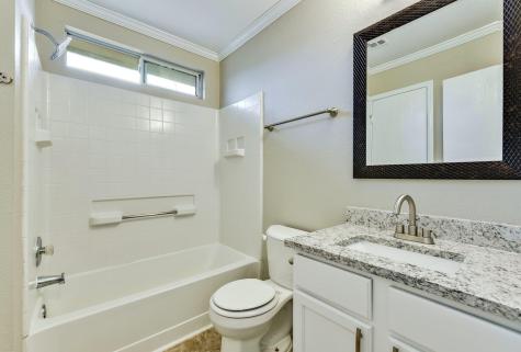 3000 Meadow Lane Taylor TX 76574