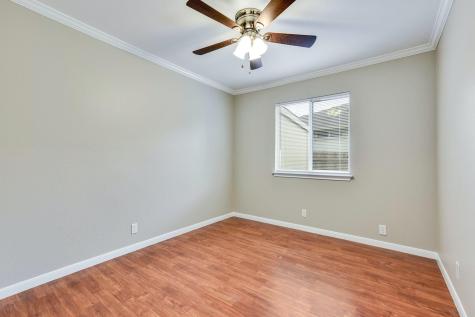 3000 Meadow Lane Taylor TX 76574