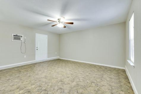 3000 Meadow Lane Taylor TX 76574