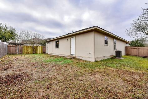 3000 Meadow Lane Taylor TX 76574