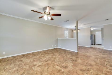 3000 Meadow Lane Taylor TX 76574
