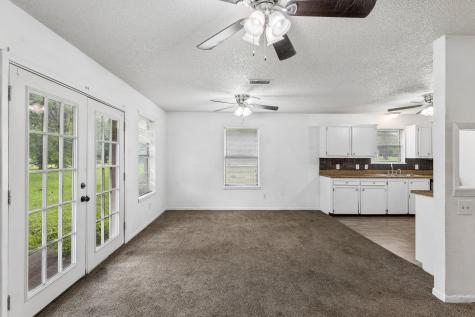 302 Harris Street Smithville TX 78957