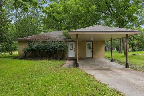 302 Harris Street Smithville TX 78957