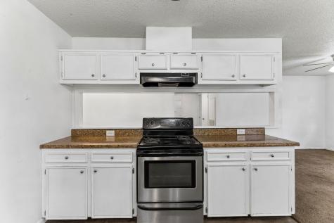 302 Harris Street Smithville TX 78957