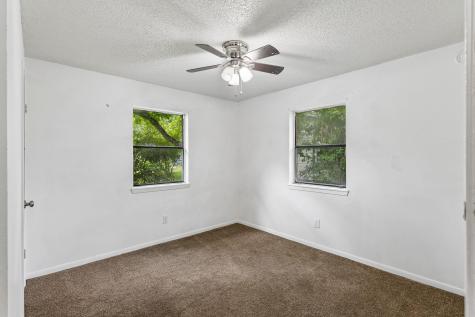 302 Harris Street Smithville TX 78957