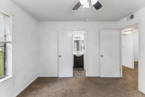 302 Harris Street Smithville TX 78957