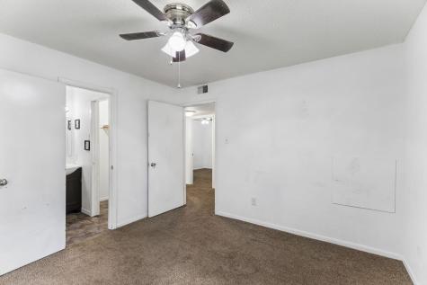 302 Harris Street Smithville TX 78957