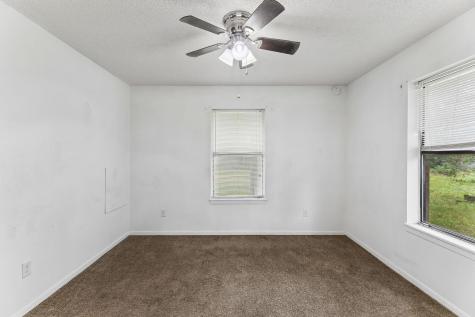302 Harris Street Smithville TX 78957