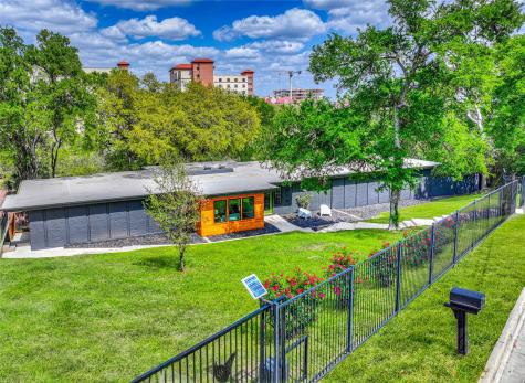 810 N Loop Street San Marcos TX 78666