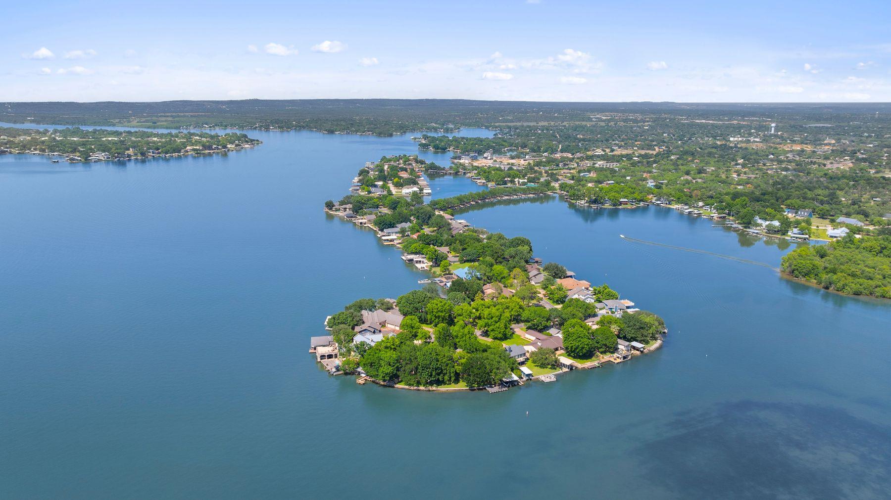 21 Beaver Island Granite Shoals TX 78654