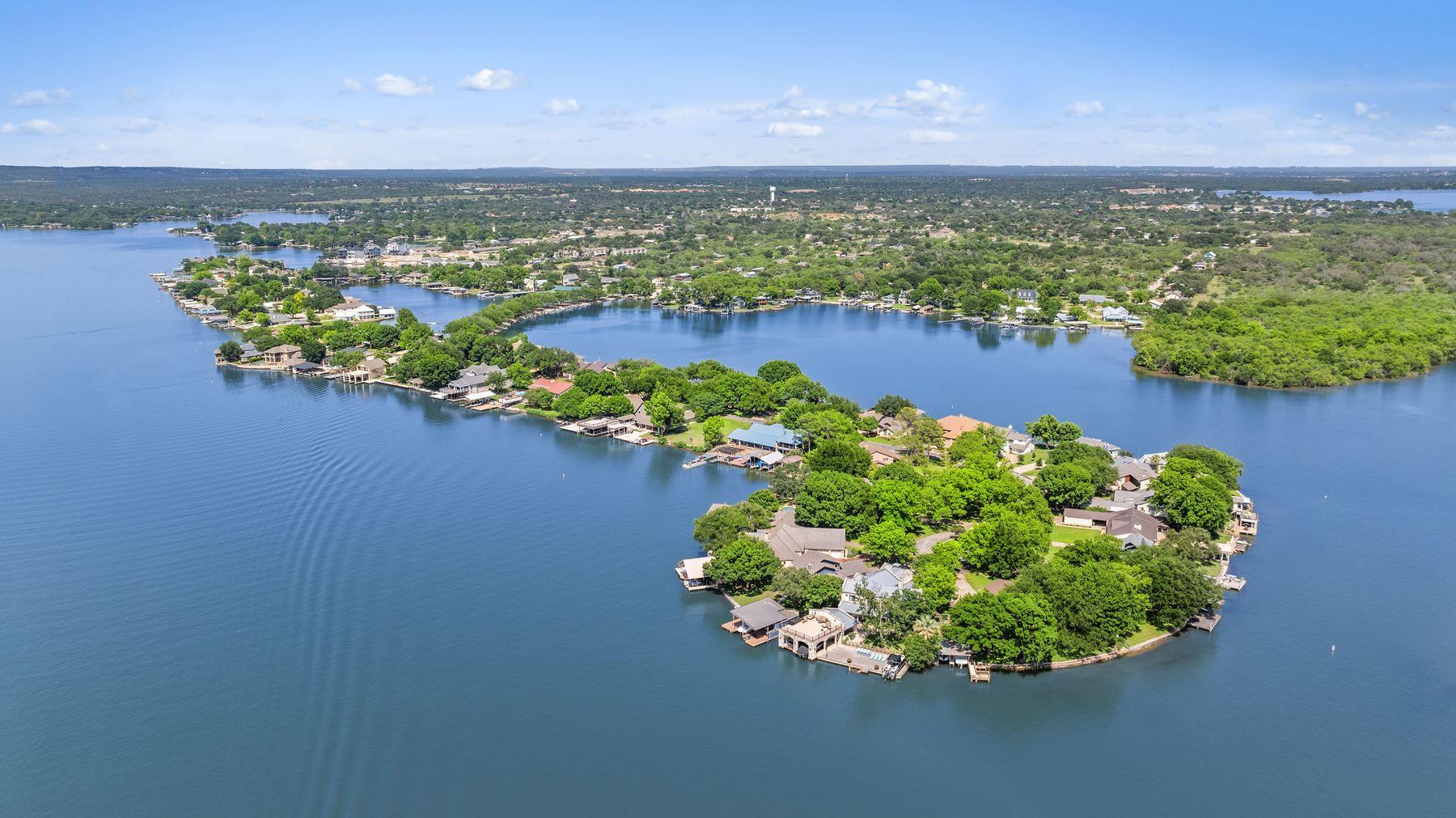 21 Beaver Island Granite Shoals TX 78654
