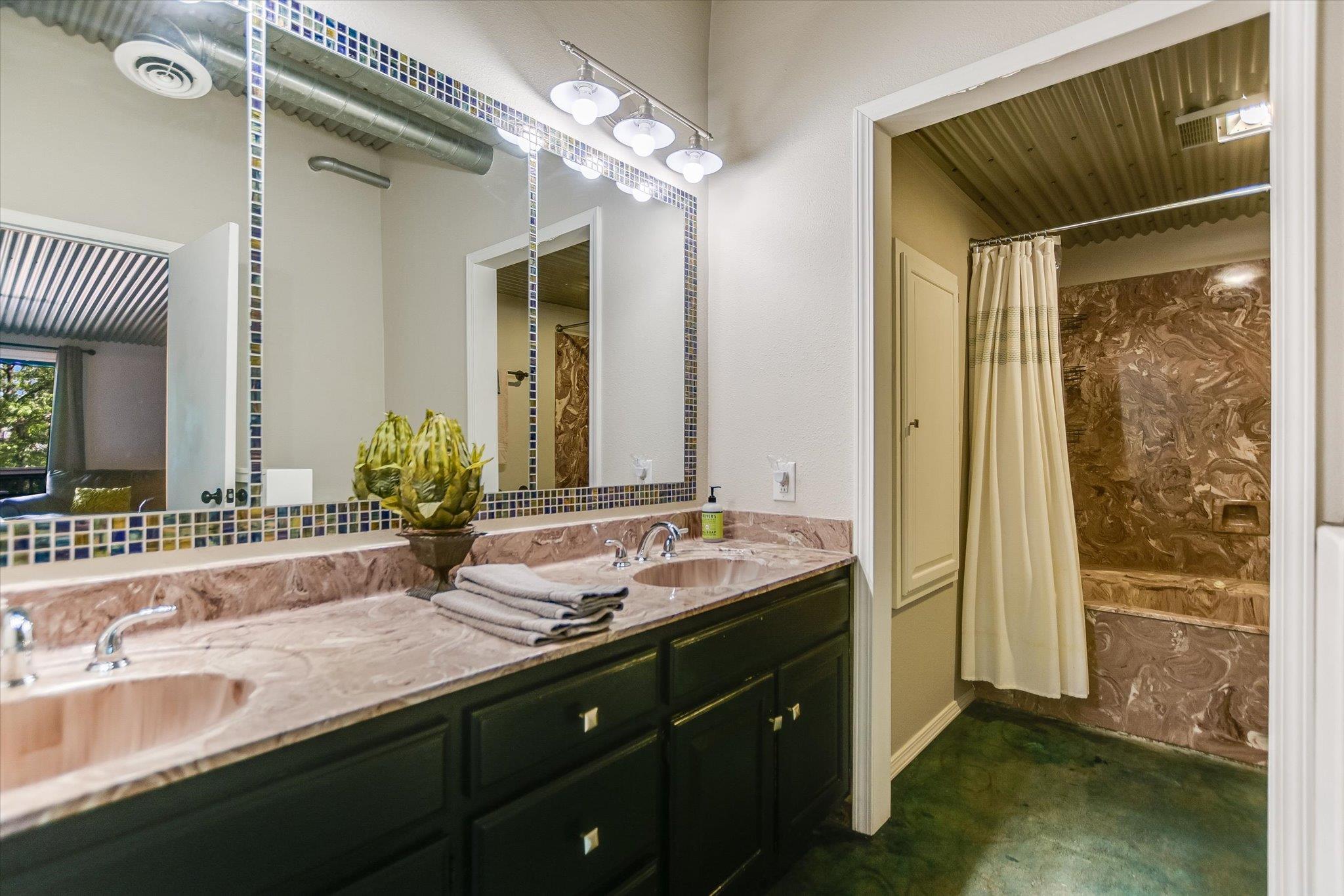 5307 Shady Oaks Circle Kingsland TX 78639