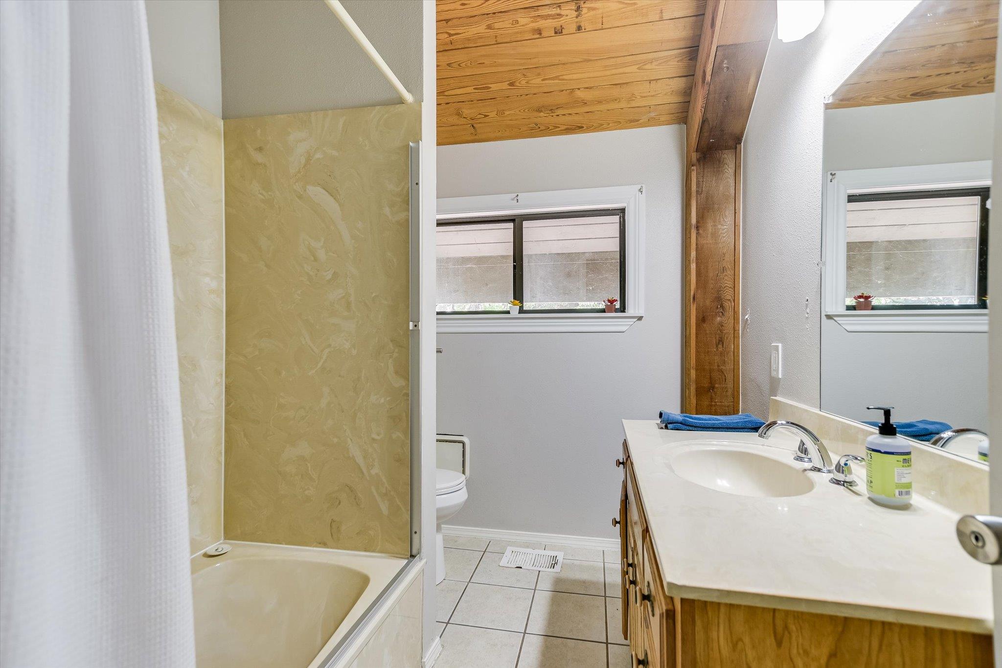 5307 Shady Oaks Circle Kingsland TX 78639