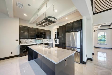 104 Spring Valley Street Hutto TX 78634