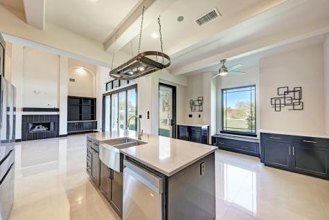 104 Spring Valley Street Hutto TX 78634