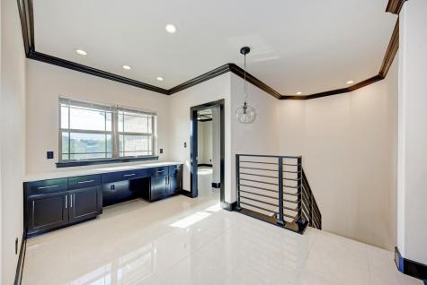 104 Spring Valley Street Hutto TX 78634