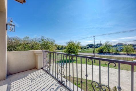 104 Spring Valley Street Hutto TX 78634