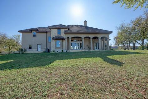 104 Spring Valley Street Hutto TX 78634