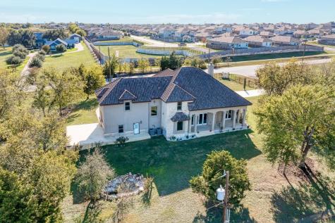 104 Spring Valley Street Hutto TX 78634