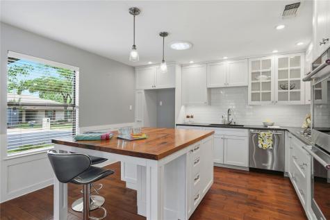 11522 Antigua Drive Austin TX 78759