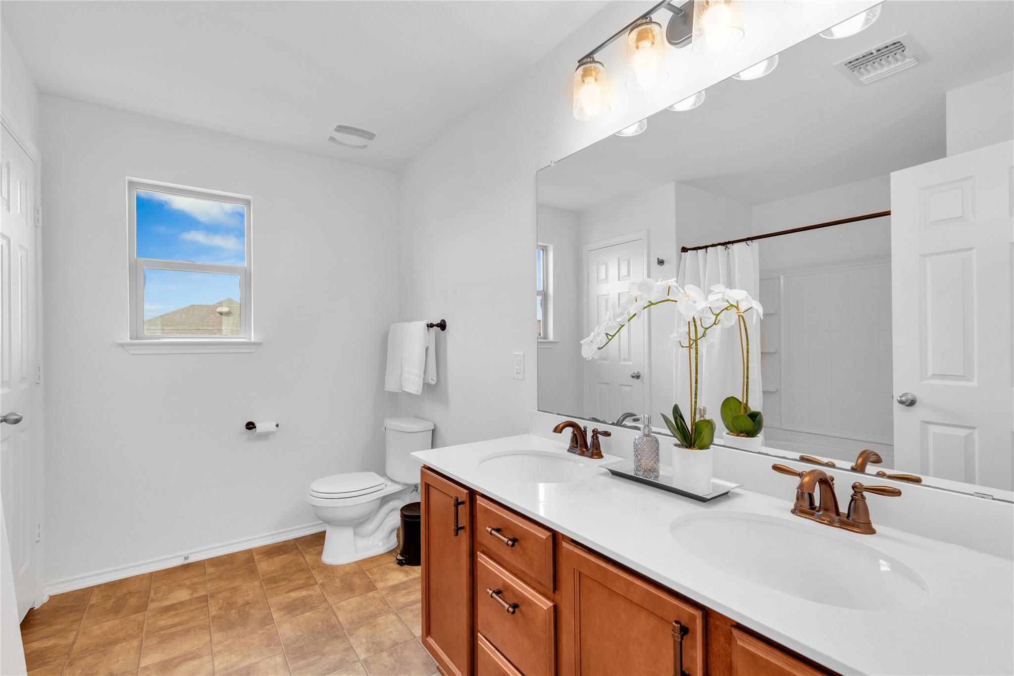 511 Estes Park Taylor TX 76574