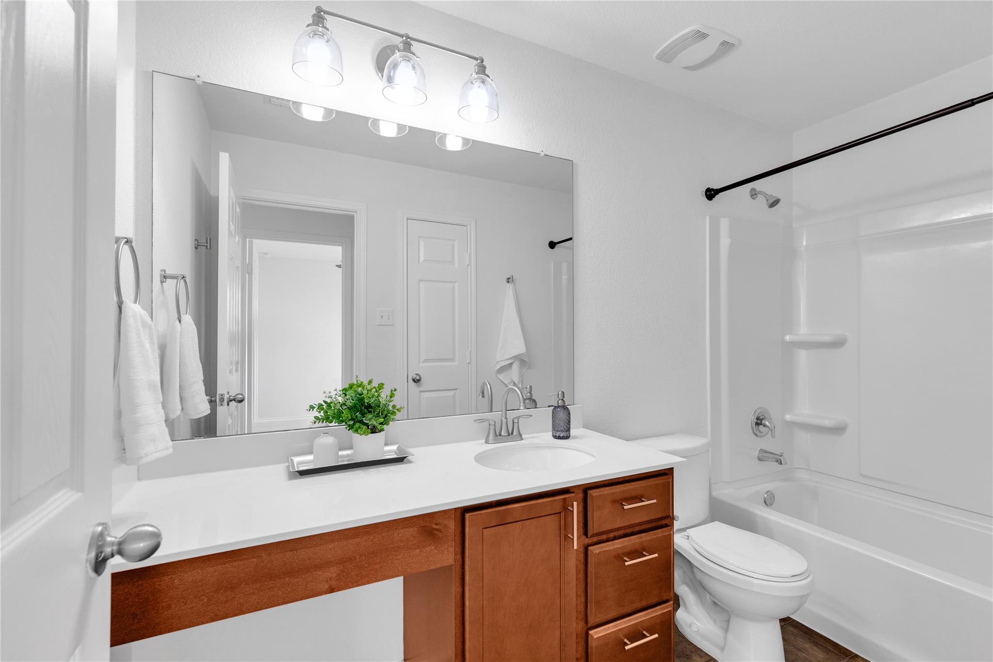 511 Estes Park Taylor TX 76574