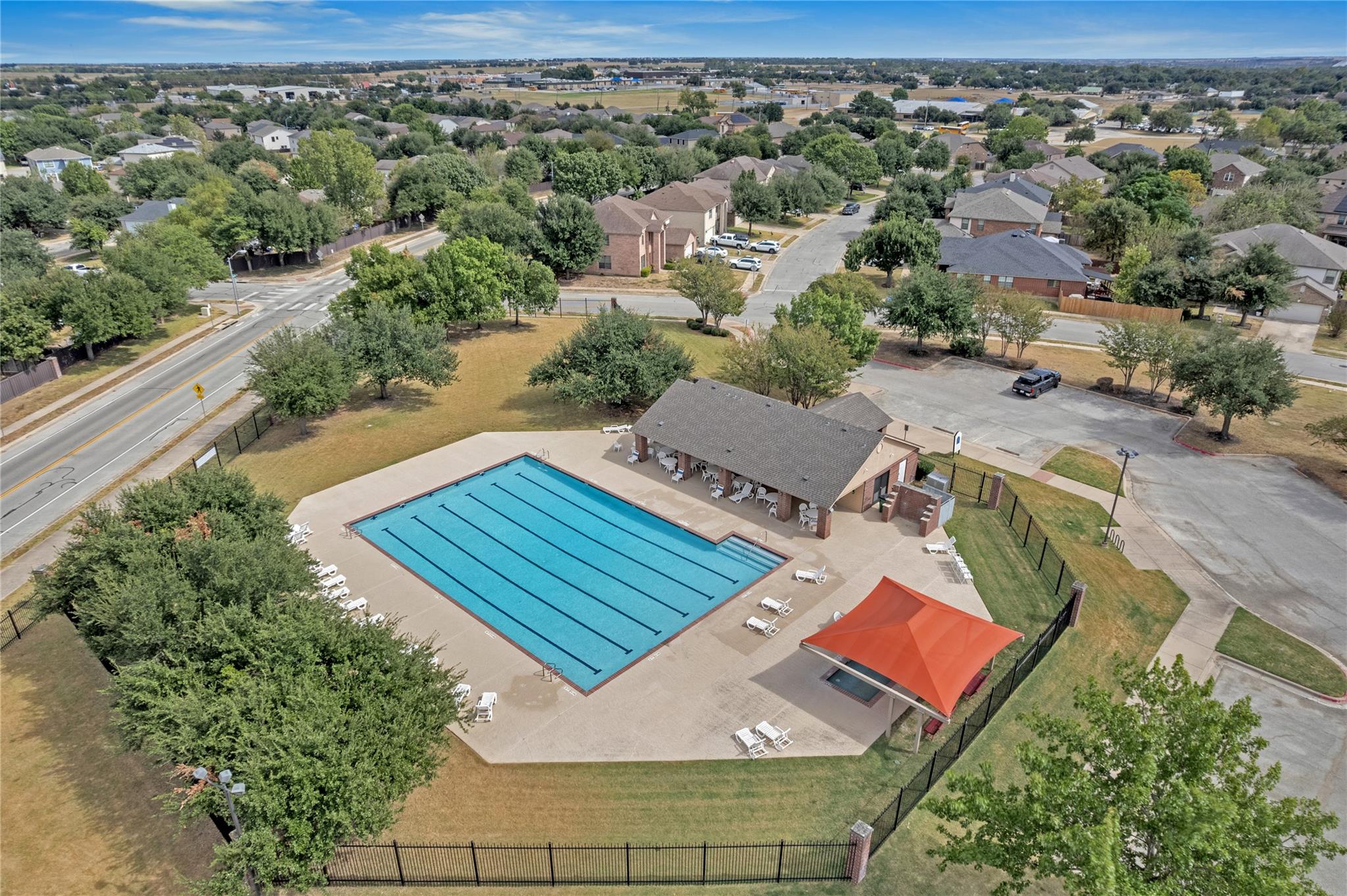 511 Estes Park Taylor TX 76574