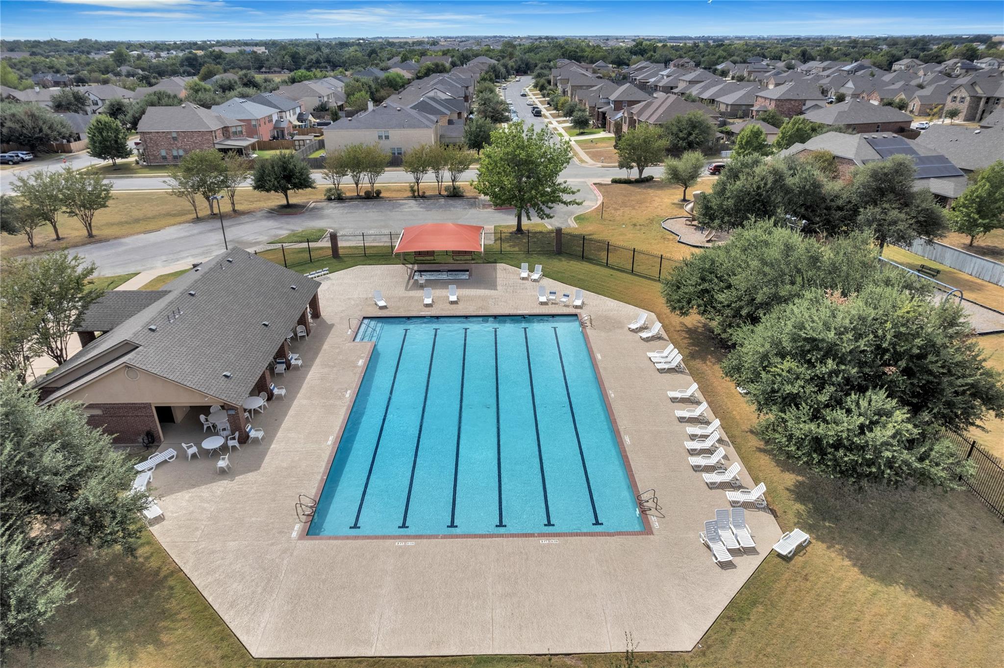 511 Estes Park Taylor TX 76574