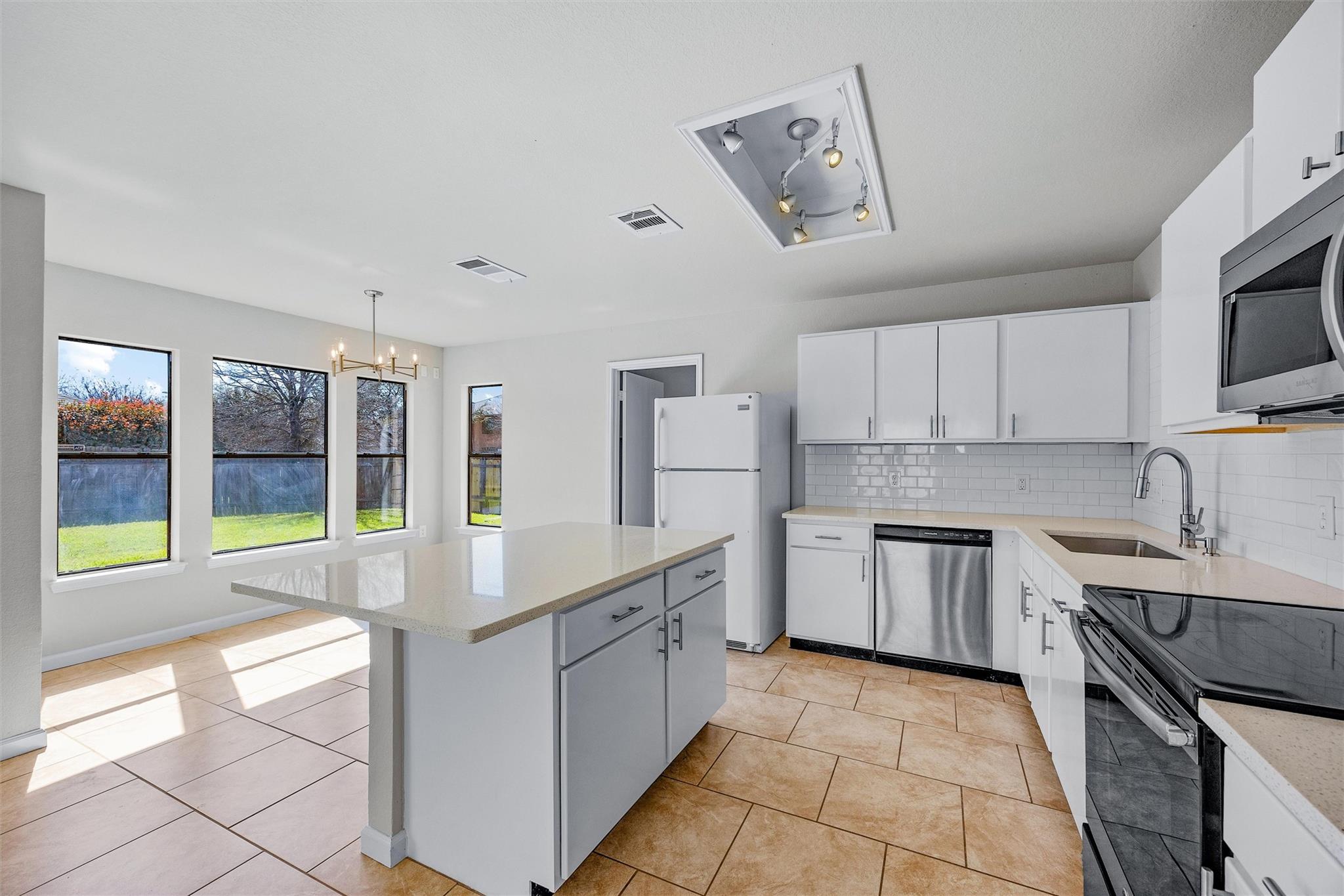 7541 Redrick Drive Austin TX 78747