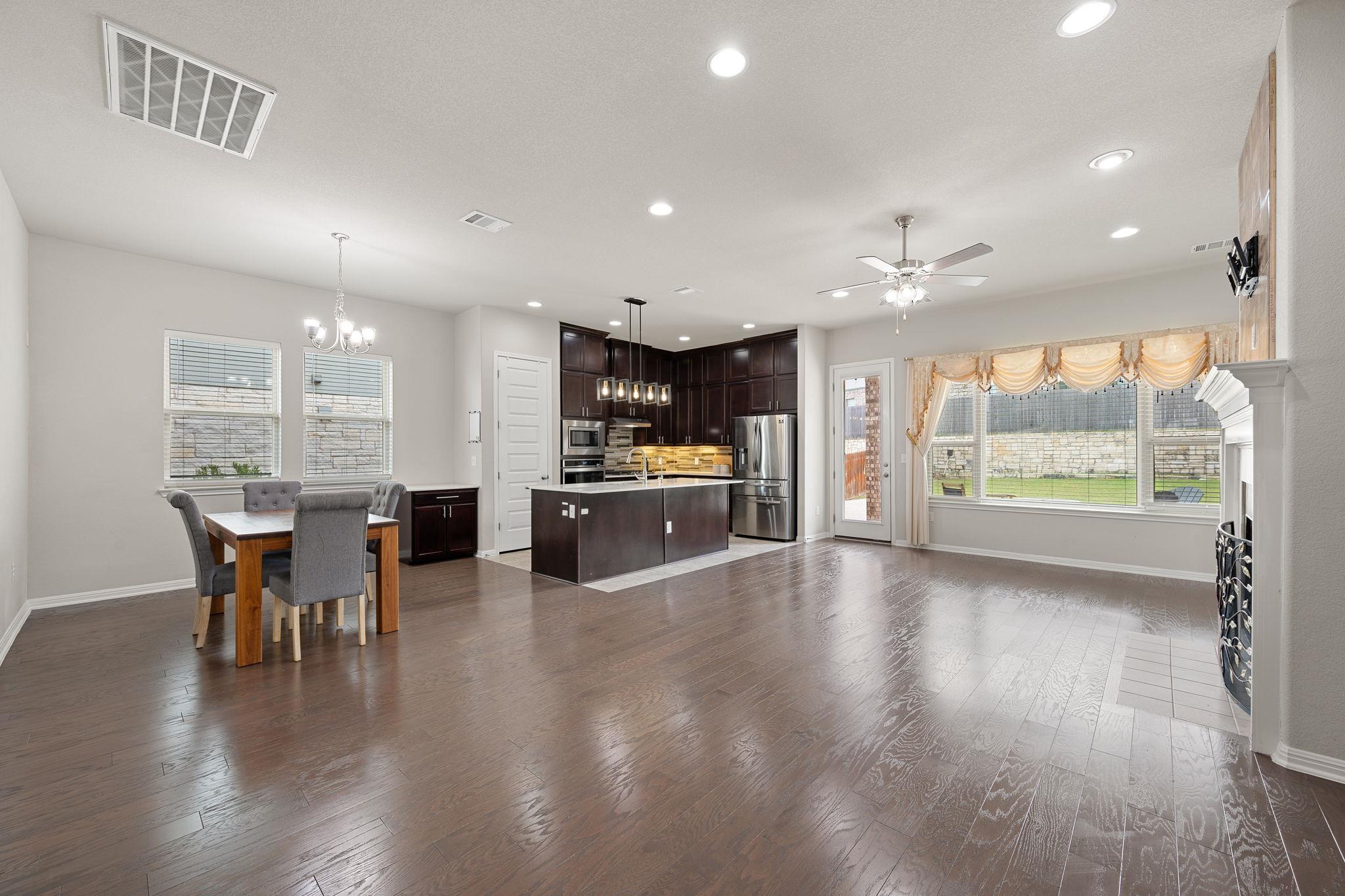 1509 Reprise Bend Round Rock TX 78681